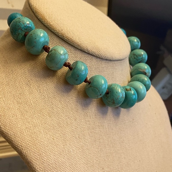 Chunky beautiful Peyote Bird, turquoise, nugget necklace on a brown cord - Picture 10 of 12